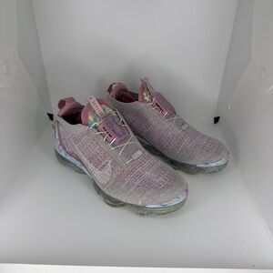 Nike Women's Pink Sneakers